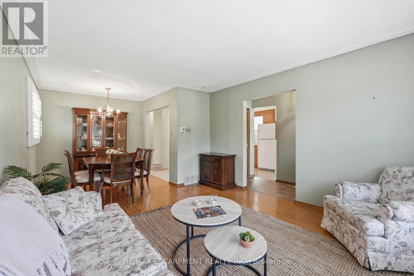 1347 Fisher Avenue, Burlington, Ontario  L7P 2L7 - Photo 8 - W13249692