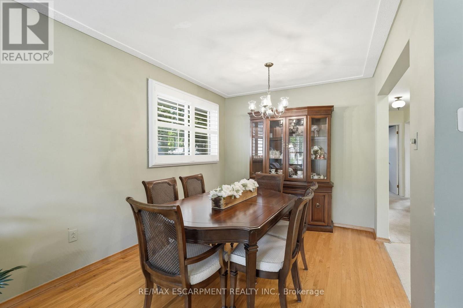 1347 Fisher Avenue, Burlington, Ontario  L7P 2L7 - Photo 9 - W13249692