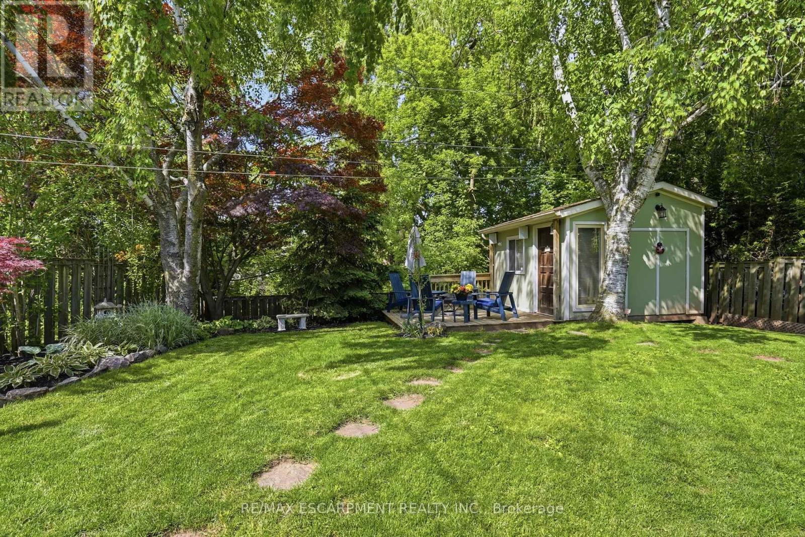 345 Erindale Drive, Burlington, Ontario  L7L 4T3 - Photo 35 - W13249718