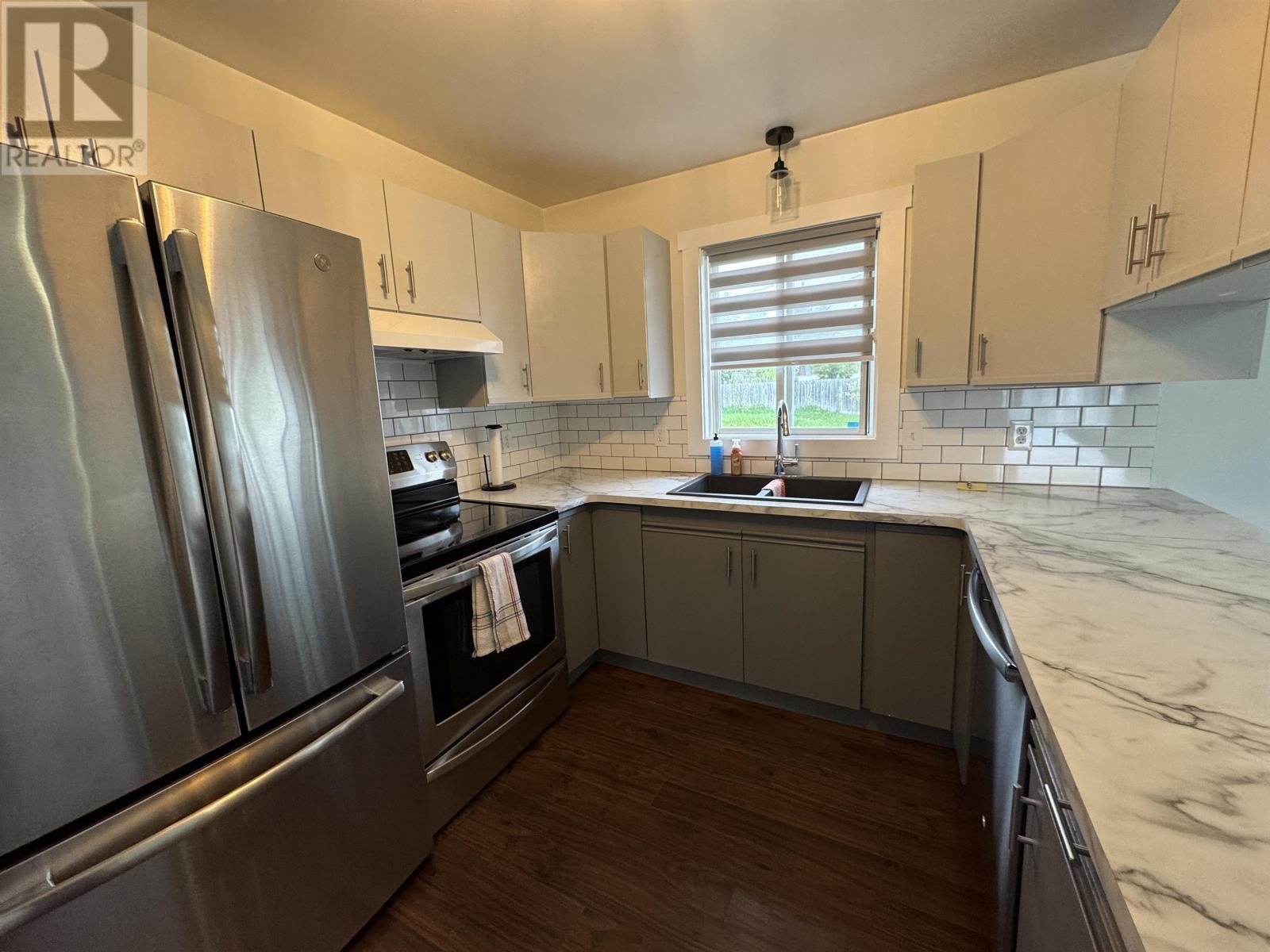 25 Brooks Street, Manitouwadge, Ontario  P0T 2C0 - Photo 11 - TB253346