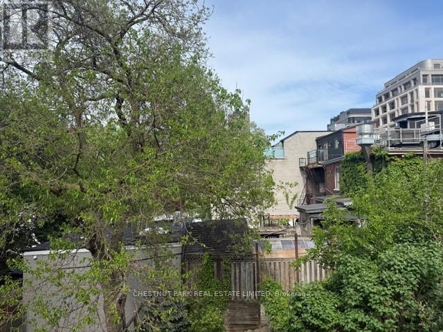 2nd Flr - 179 Avenue Road, Toronto, Ontario  M5R 2J2 - Photo 15 - C13189830