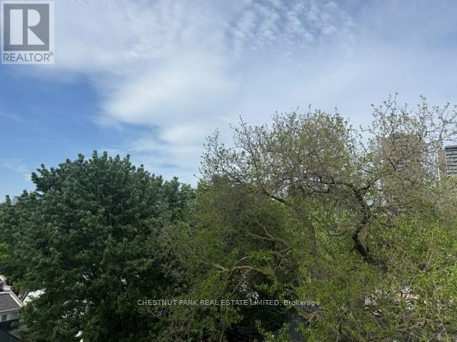 2nd Flr - 179 Avenue Road, Toronto, Ontario  M5R 2J2 - Photo 17 - C13189830