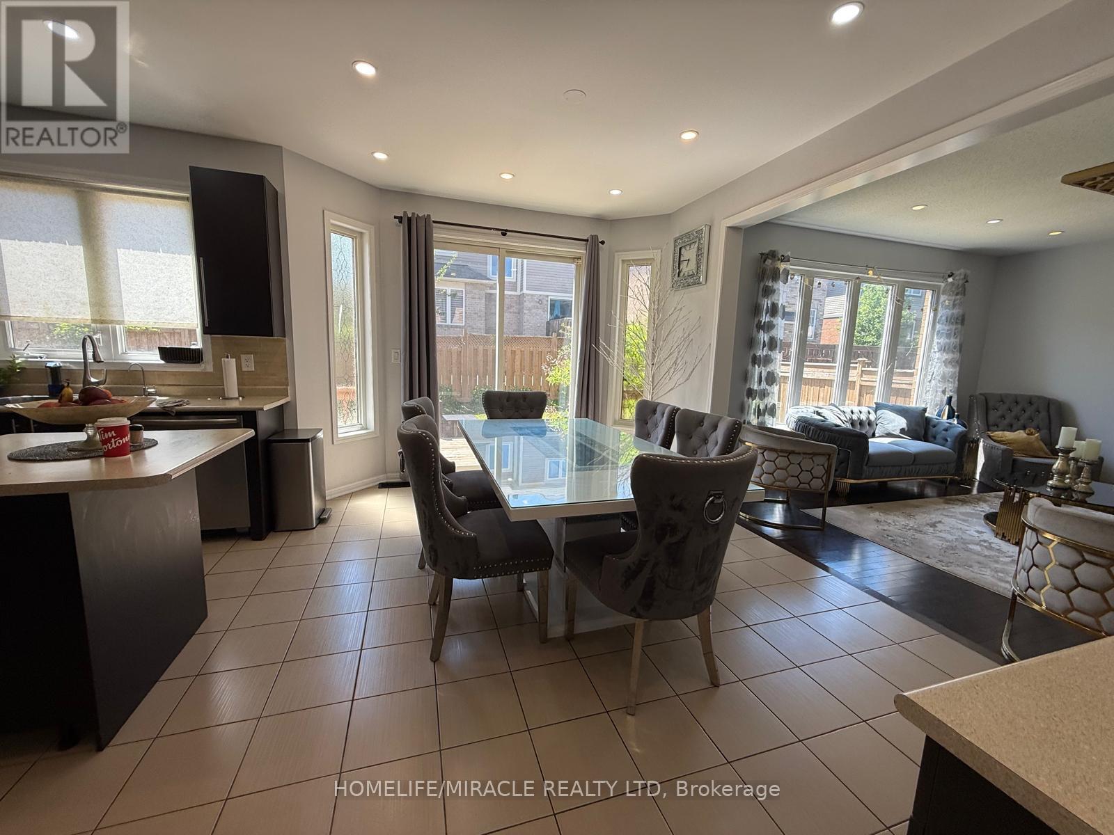 23 Dalton Drive, Cambridge, Ontario  N3C 0E7 - Photo 7 - X13249516