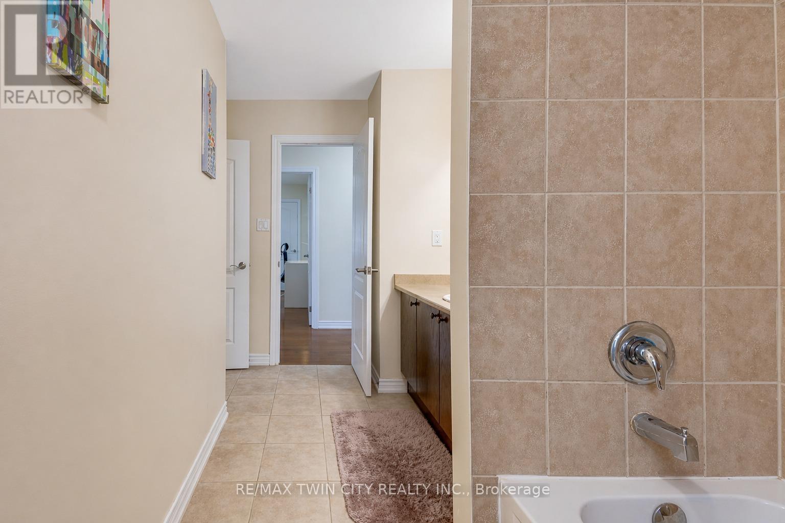667 Linden Drive, Cambridge, Ontario  N3H 0B6 - Photo 30 - X13249626