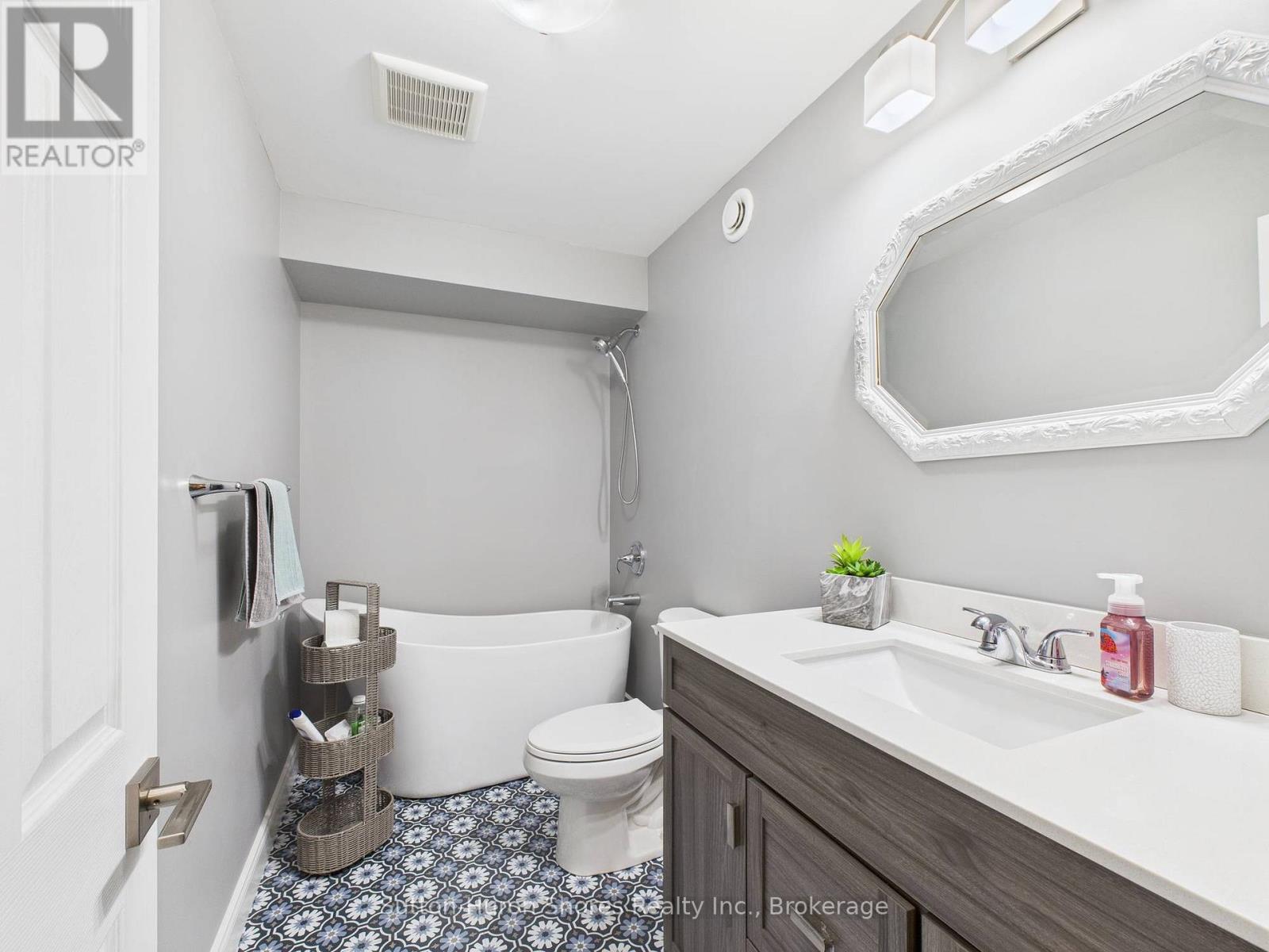 404 Devonshire Road, Saugeen Shores, Ontario  N0H 2C3 - Photo 31 - X13249770