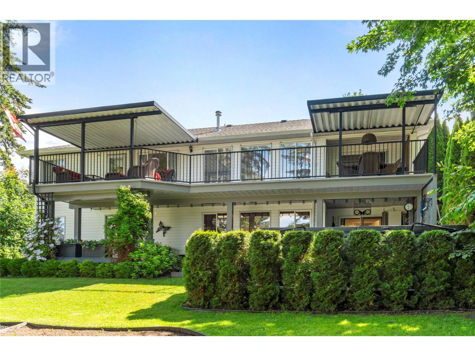 2215 Lakeview Drive, Blind Bay, British Columbia  V0E 2W2 - Photo 4 - 10390274