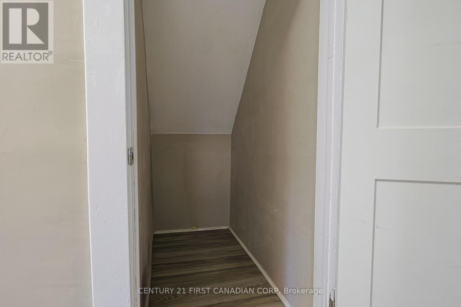 Main Floor - 444 Dorinda Street, London East, Ontario  N5W 4B4 - Photo 19 - X13230480