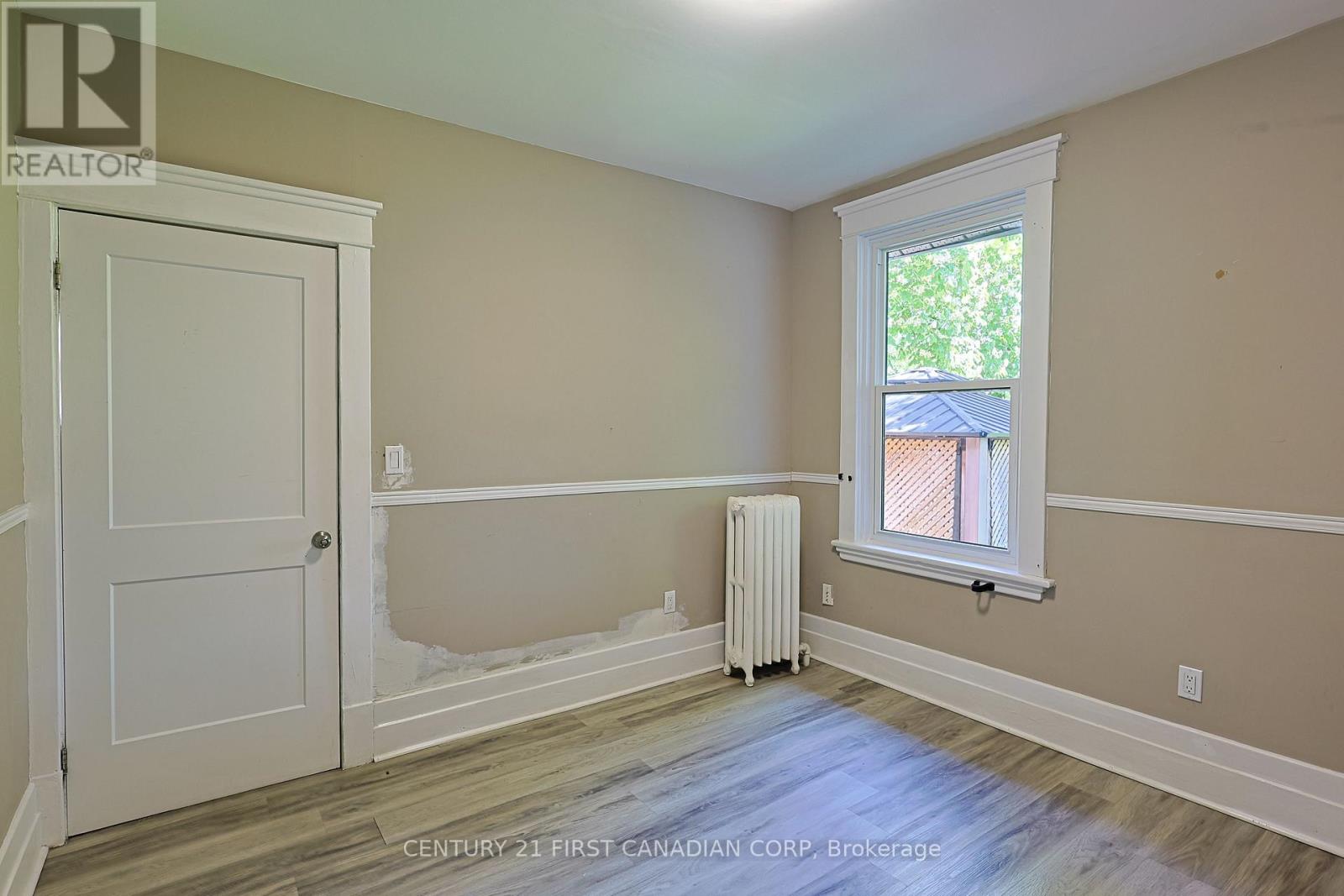 Main Floor - 444 Dorinda Street, London East, Ontario  N5W 4B4 - Photo 13 - X13230480