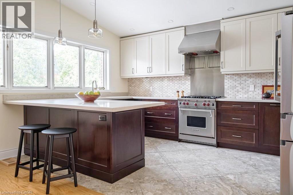 12 Bond Street S, Hamilton, Ontario  L8S 1S7 - Photo 4 - 40836734