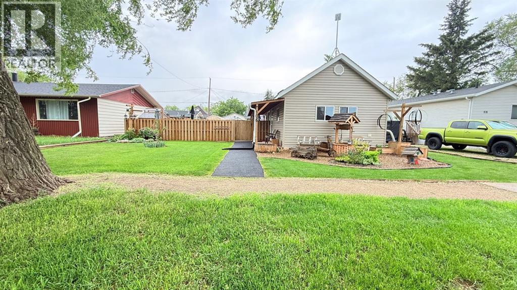 106 1 Street W, Lashburn, Saskatchewan  S0M 1H0 - Photo 40 - A2316957