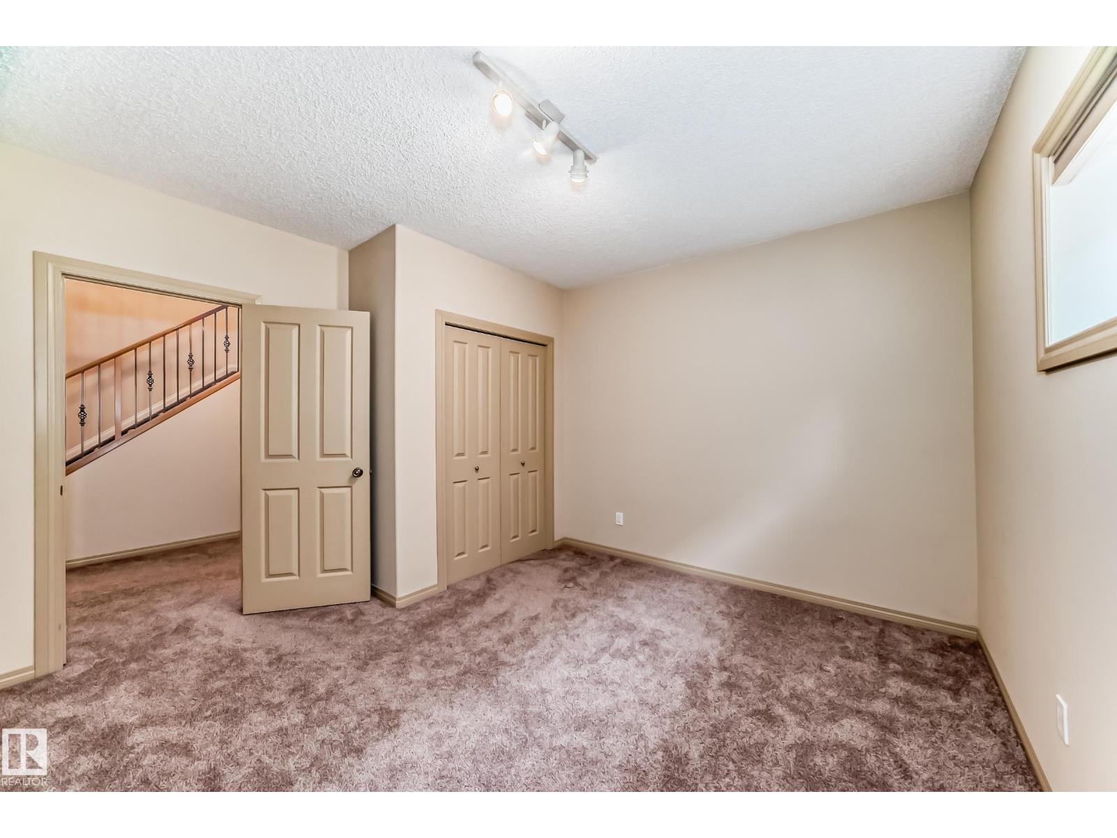 241 Darlington Cr Nw, Edmonton, Alberta  T6M 2T1 - Photo 51 - E4483757
