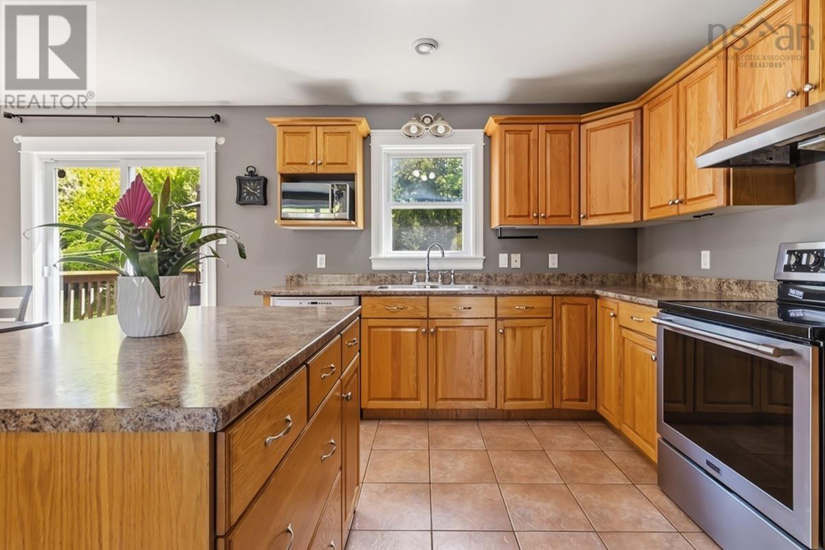 1211 Sackville Drive, Middle Sackville, Nova Scotia  B4E 3G1 - Photo 6 - 202613458