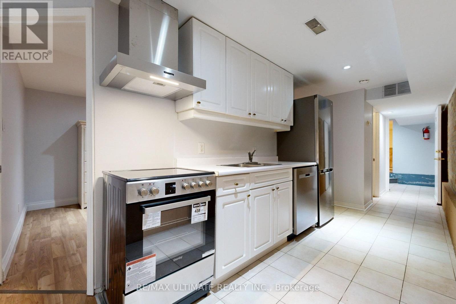 5 - 470 Oriole Parkway, Toronto, Ontario  M5P 2H8 - Photo 7 - C13249824
