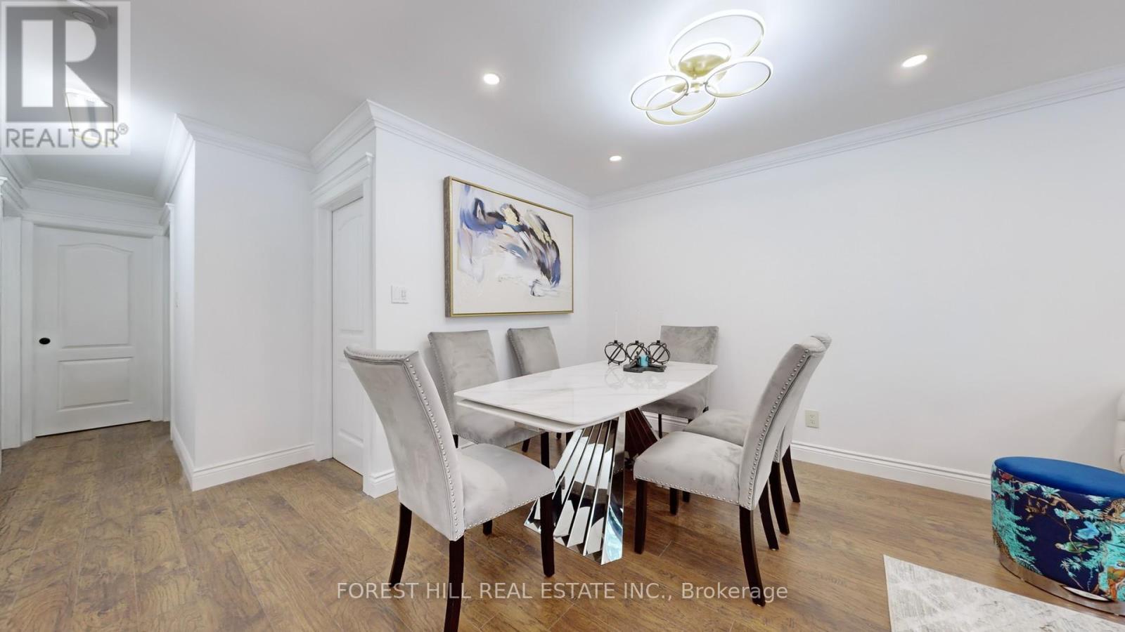 60 Hillview Drive, Newmarket, Ontario  L3Y 4H9 - Photo 6 - N13249750