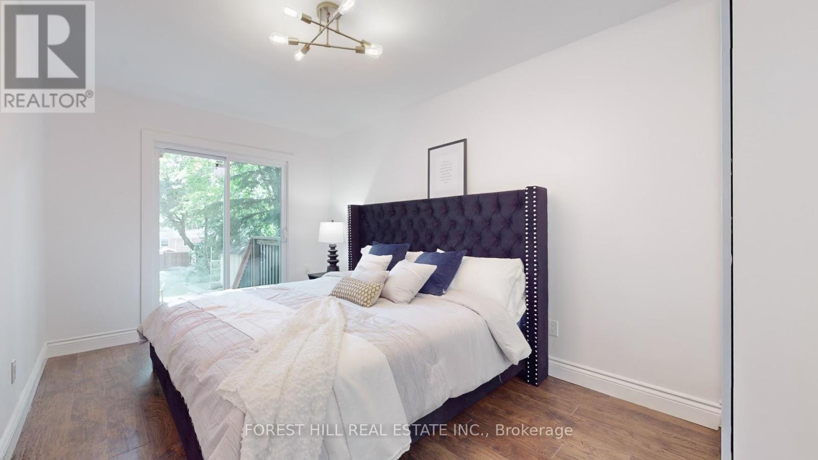 60 Hillview Drive, Newmarket, Ontario  L3Y 4H9 - Photo 7 - N13249750
