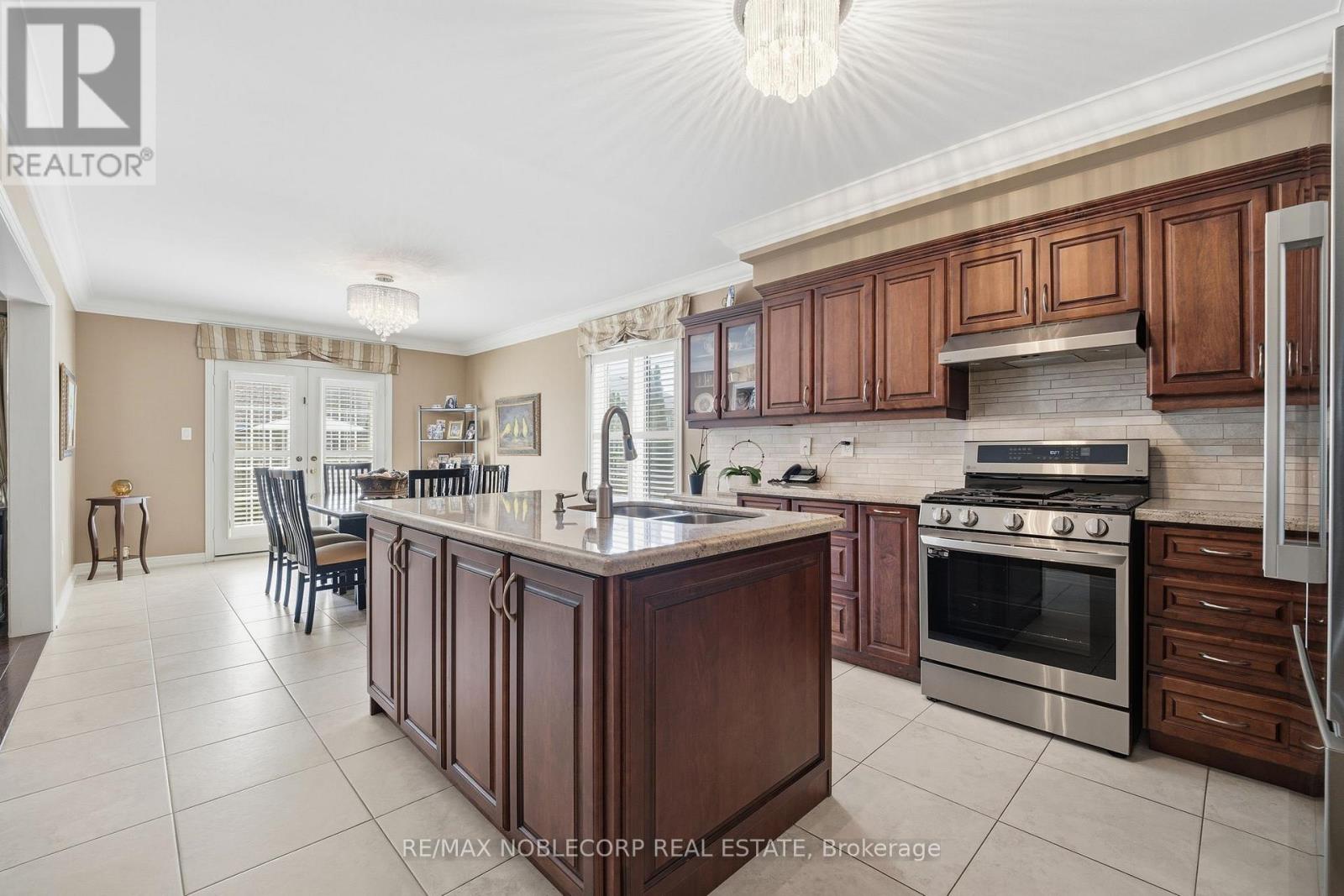 67 Forest Fountain Drive, Vaughan, Ontario  L4H 1S3 - Photo 10 - N13249930