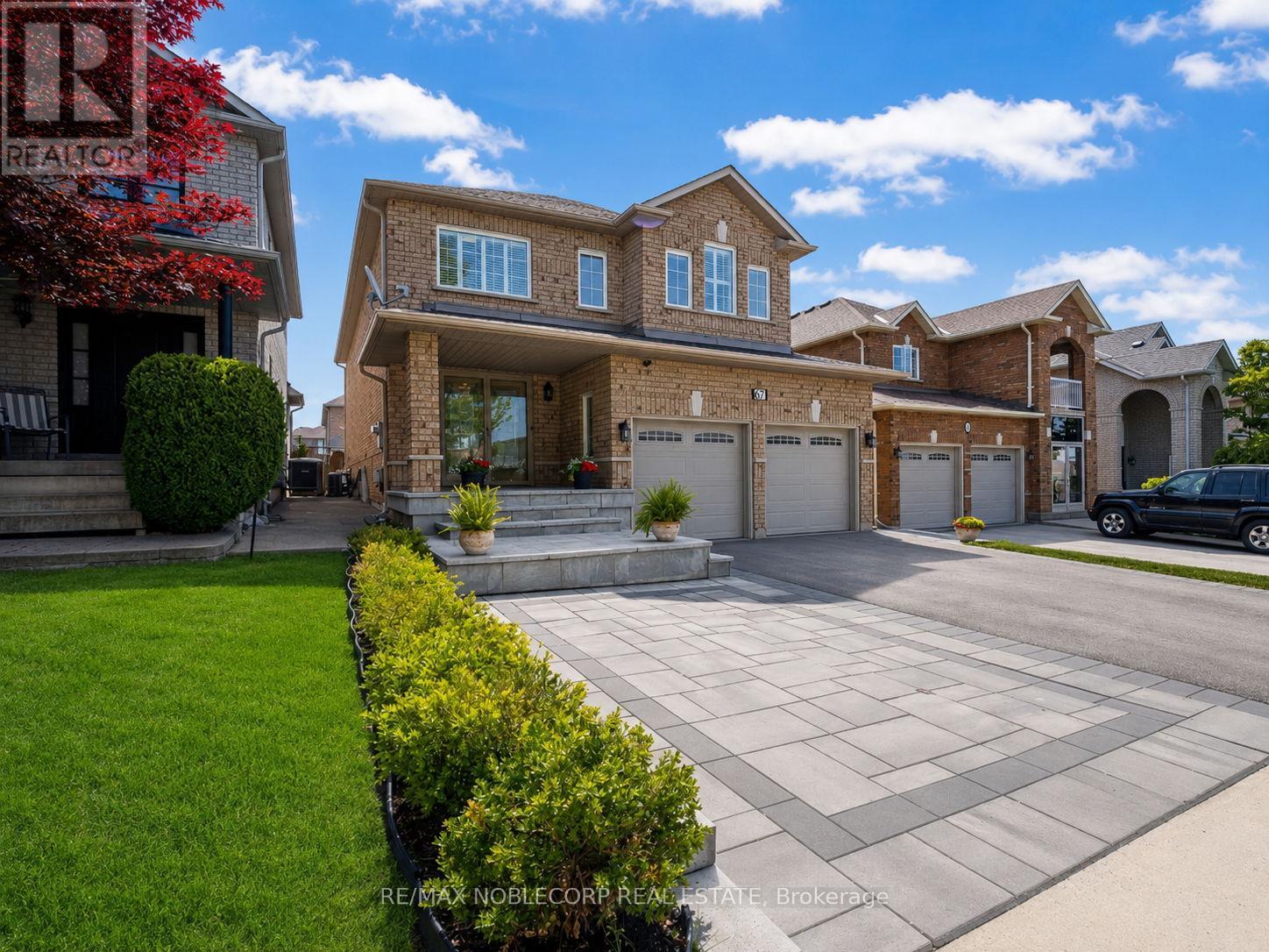 67 Forest Fountain Drive, Vaughan, Ontario  L4H 1S3 - Photo 3 - N13249930