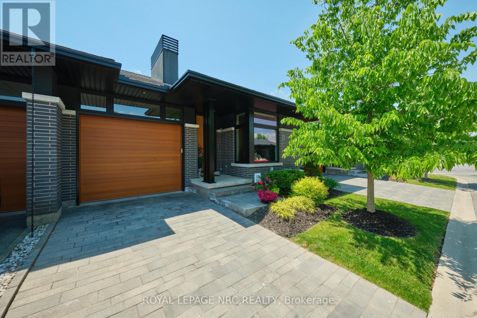15 TALIESIN TRAIL, Welland, Ontario