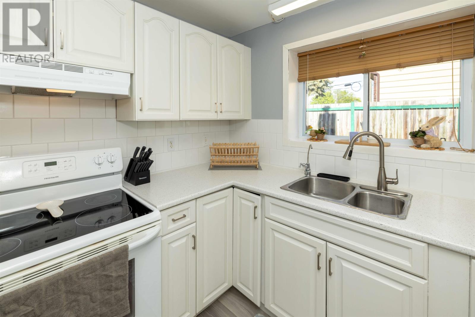 404 Amelia St W, Thunder Bay, Ontario  P7E 4A8 - Photo 9 - TB2601370