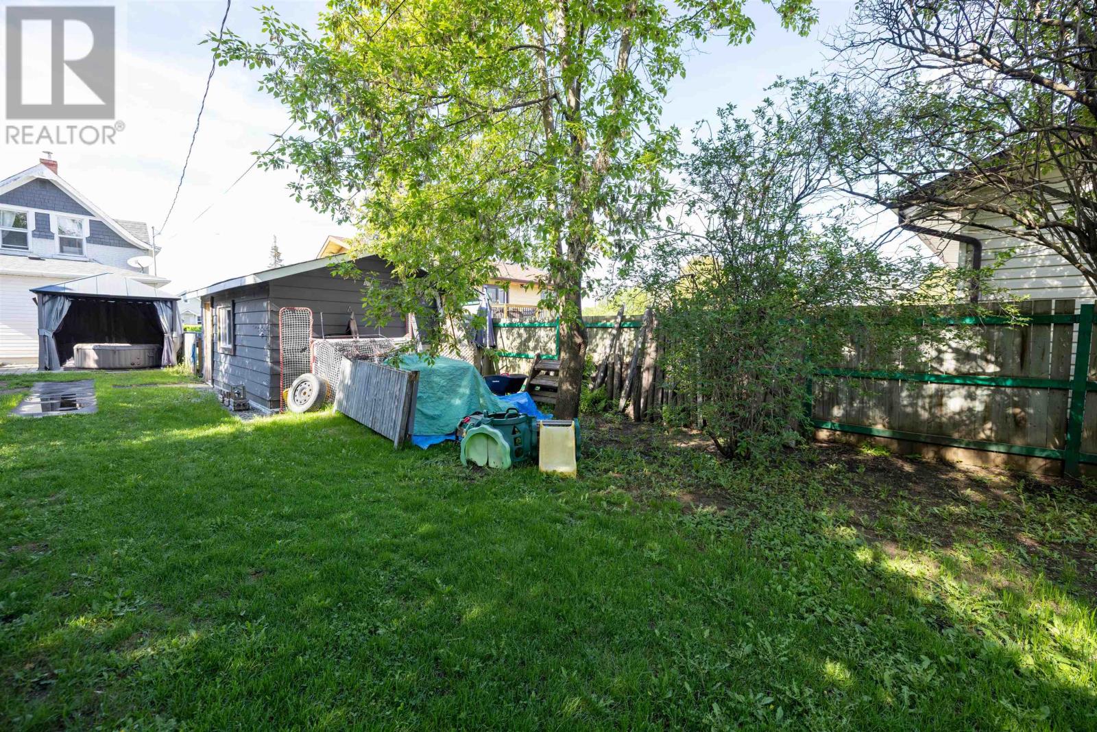 404 Amelia St W, Thunder Bay, Ontario  P7E 4A8 - Photo 32 - TB2601370