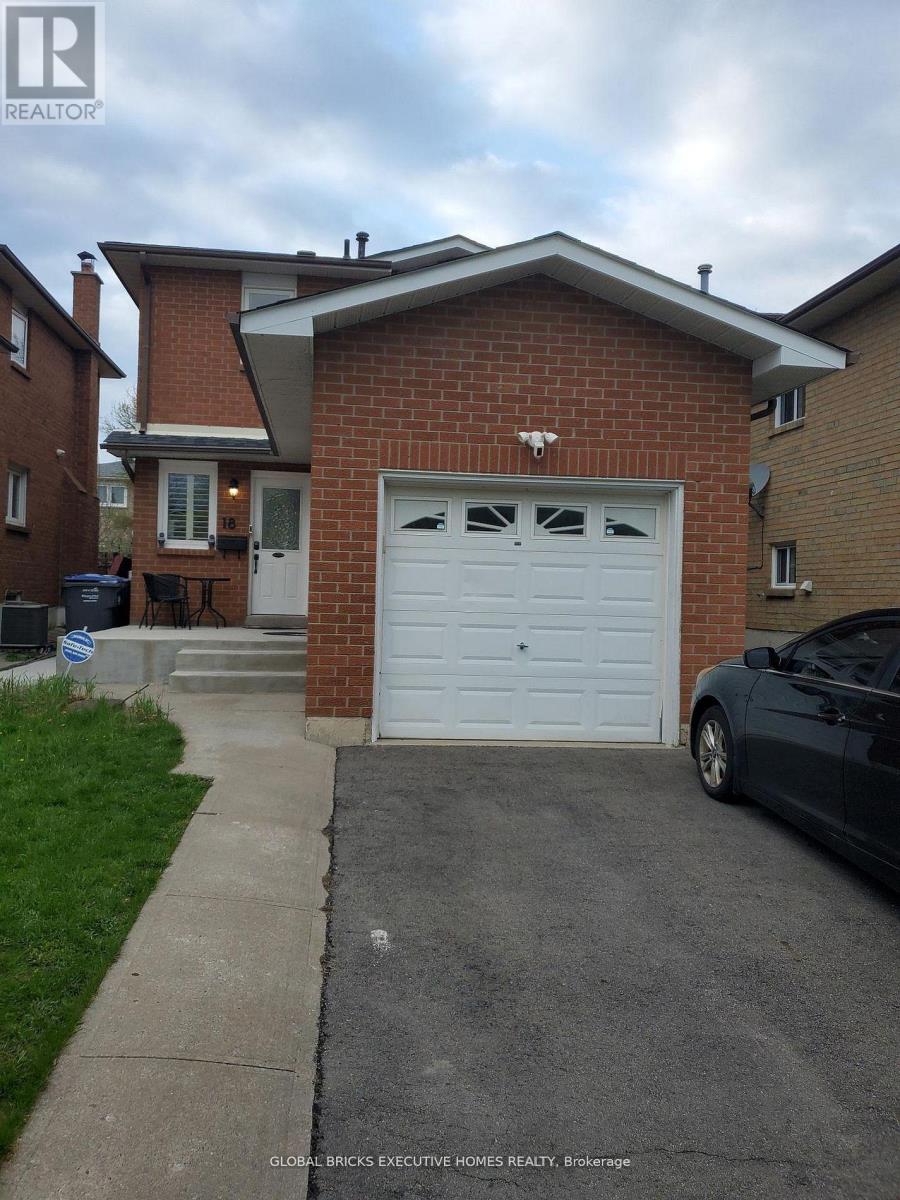 18 DEERPARK CRESCENT, Brampton, Ontario