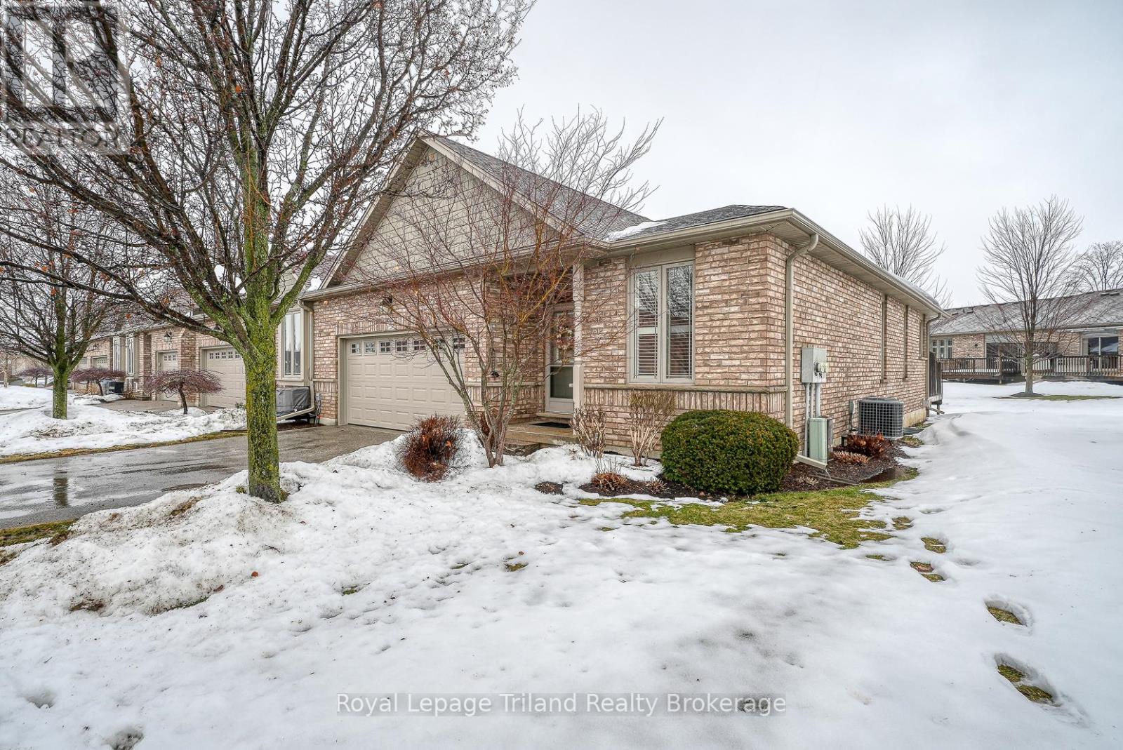 54 - 570 Spitfire Street, Woodstock, Ontario  N4T 0C2 - Photo 3 - X13250162