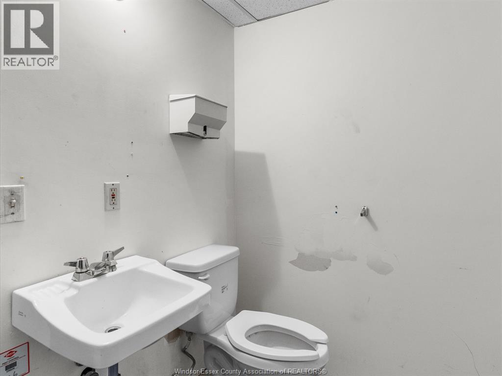 3751 Tecumseh Road East, Windsor, Ontario  N8W 1H1 - Photo 13 - 26013308