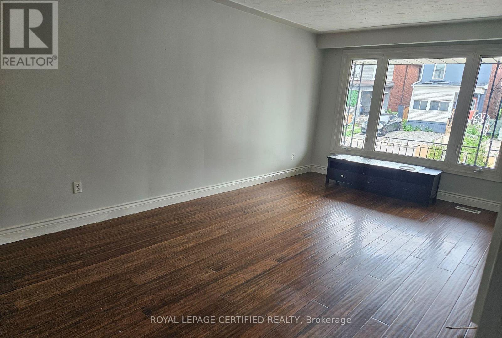 290 Balmoral Avenue N, Hamilton, Ontario  L8L 7S4 - Photo 3 - X13249850