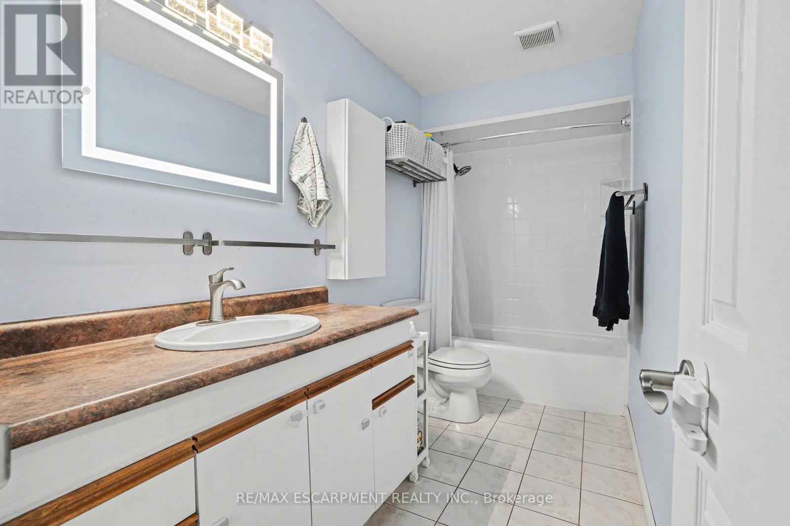 7 Rembrandt Drive, Grimsby, Ontario  L3M 4Z6 - Photo 19 - X13249914