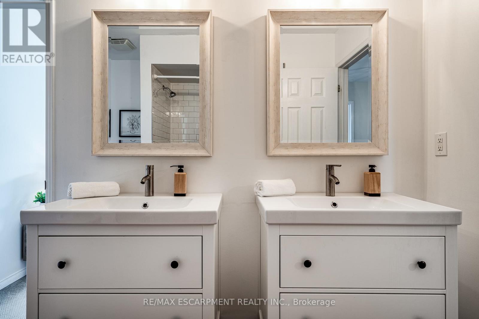 24 - 10 Davidson Boulevard, Hamilton, Ontario  L9H 7N9 - Photo 22 - X13249920