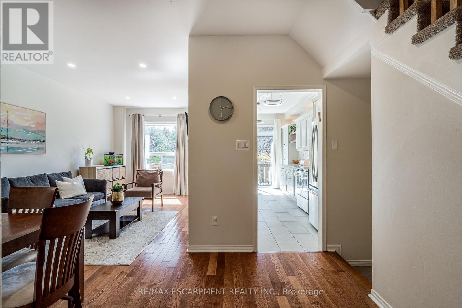 24 - 10 Davidson Boulevard, Hamilton, Ontario  L9H 7N9 - Photo 5 - X13249920