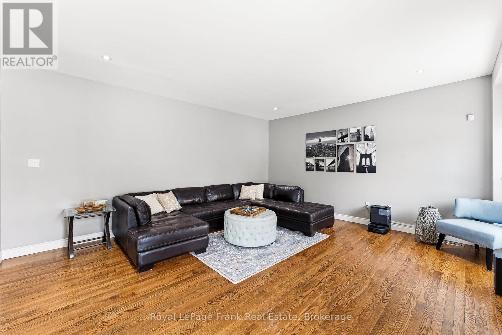 51 Goodhart Crescent, Ajax, Ontario  L1T 4J1 - Photo 15 - E13250114