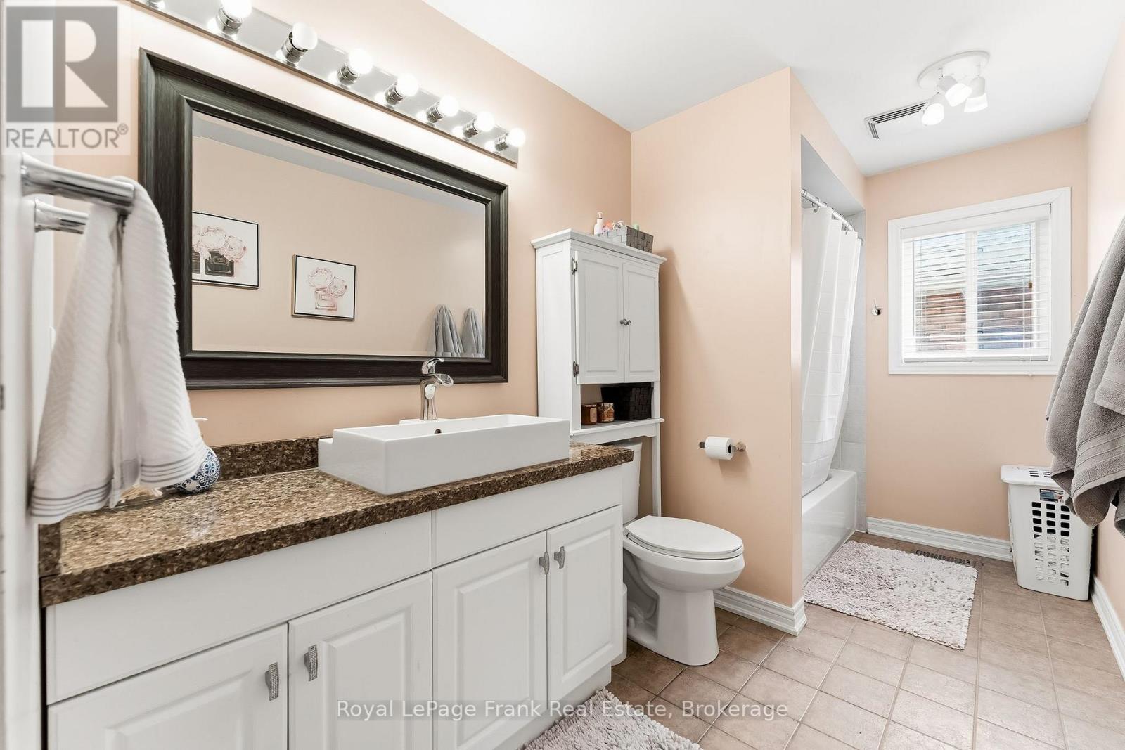 51 Goodhart Crescent, Ajax, Ontario  L1T 4J1 - Photo 30 - E13250114