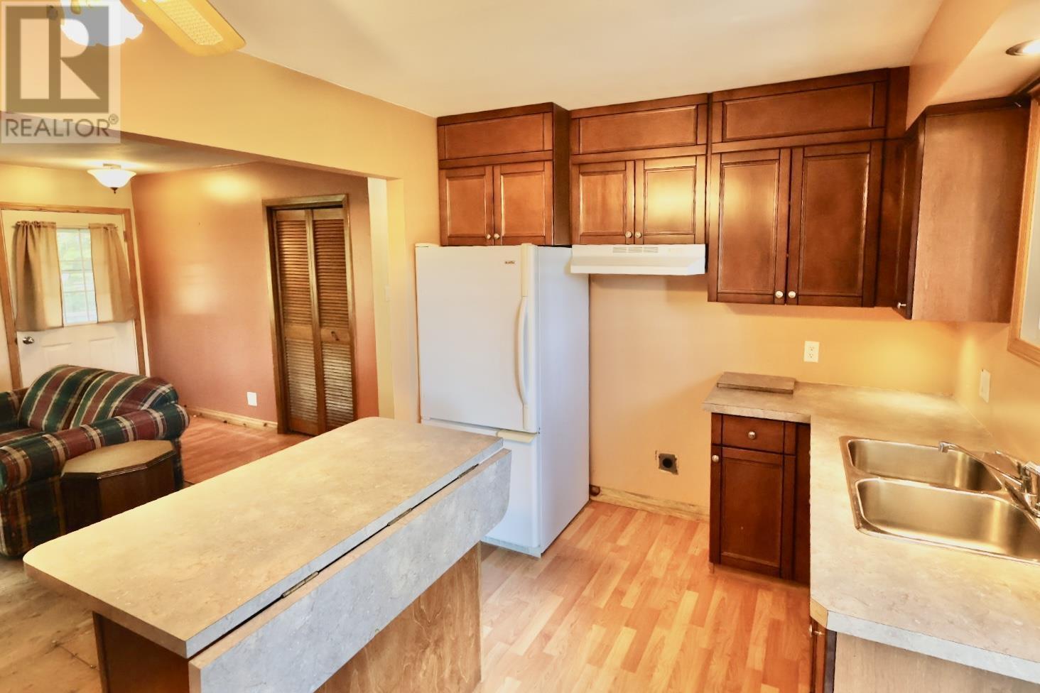 1244 Pineshores Rd, Goulais River, Ontario  P0S 1E0 - Photo 8 - SM261337