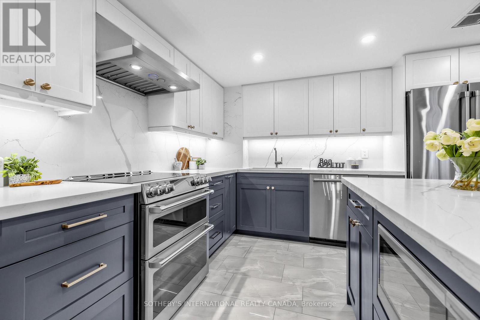 606 - 164 Cumberland Street, Toronto, Ontario  M5R 1A8 - Photo 19 - C13249988