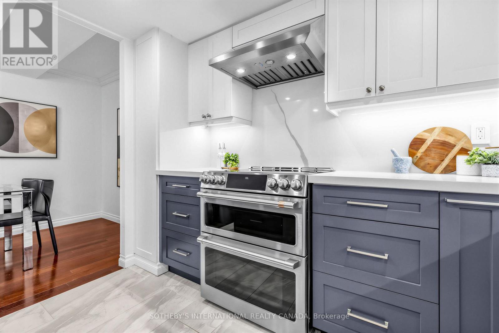 606 - 164 Cumberland Street, Toronto, Ontario  M5R 1A8 - Photo 21 - C13249988
