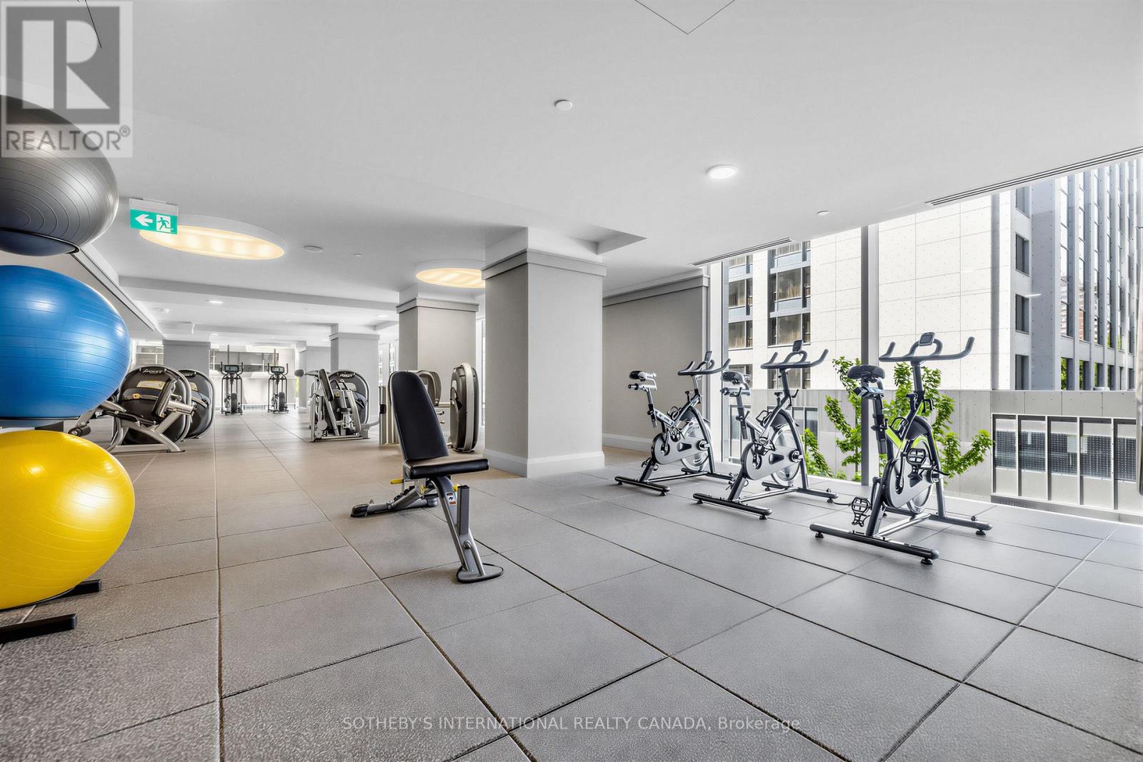 606 - 164 Cumberland Street, Toronto, Ontario  M5R 1A8 - Photo 37 - C13249988