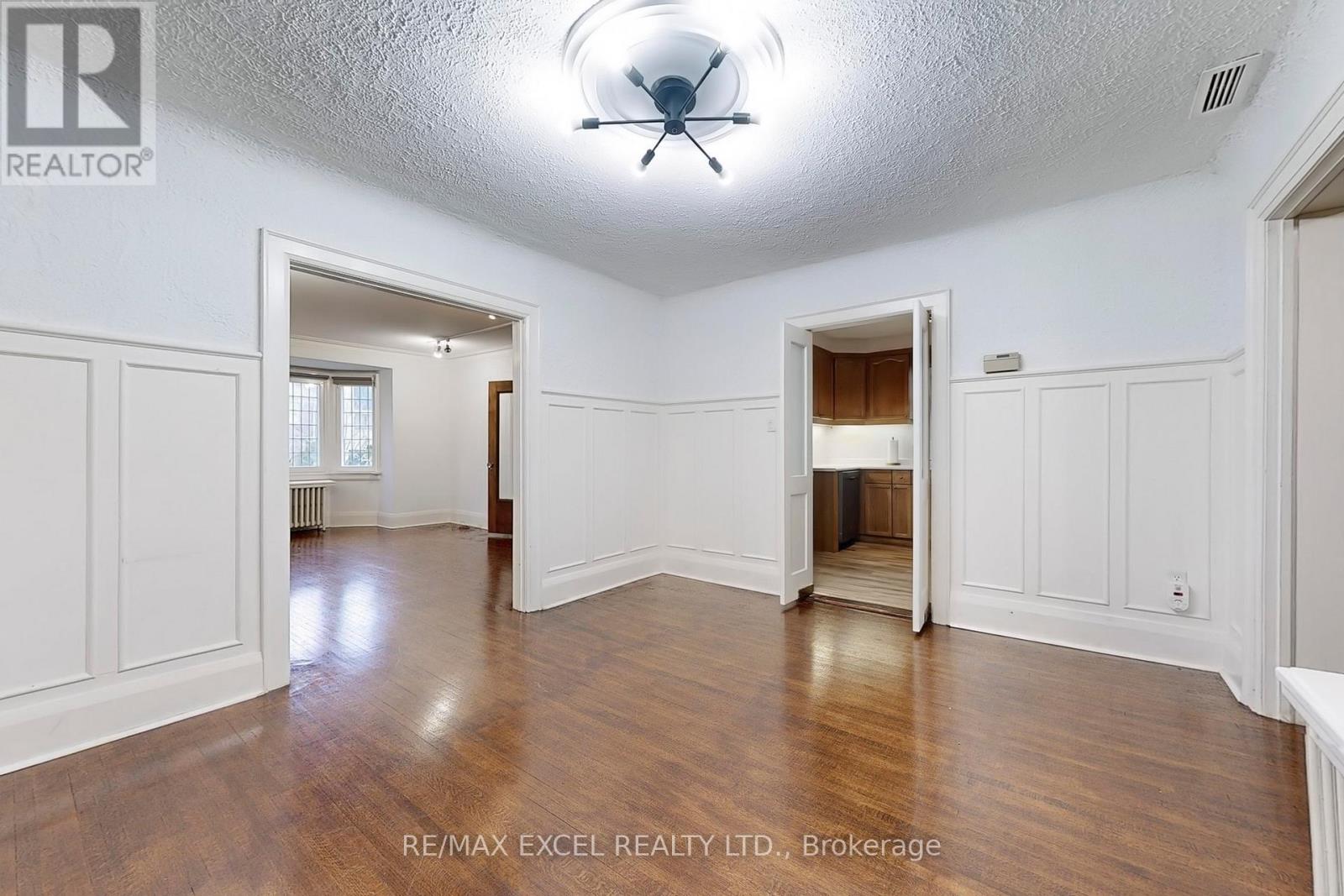 317 Warren Road, Toronto, Ontario  M5P 2M7 - Photo 11 - C13250136