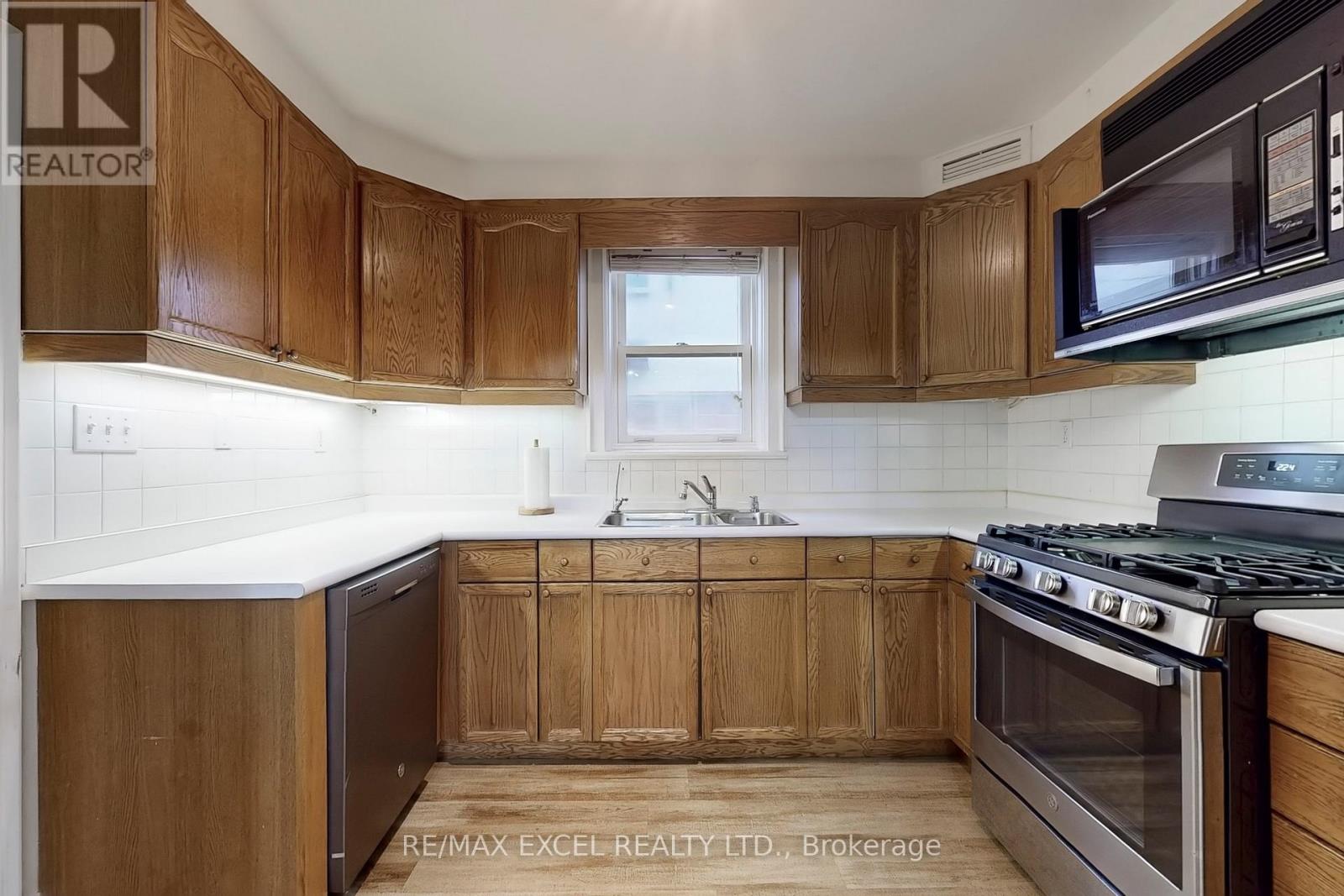 317 Warren Road, Toronto, Ontario  M5P 2M7 - Photo 16 - C13250136