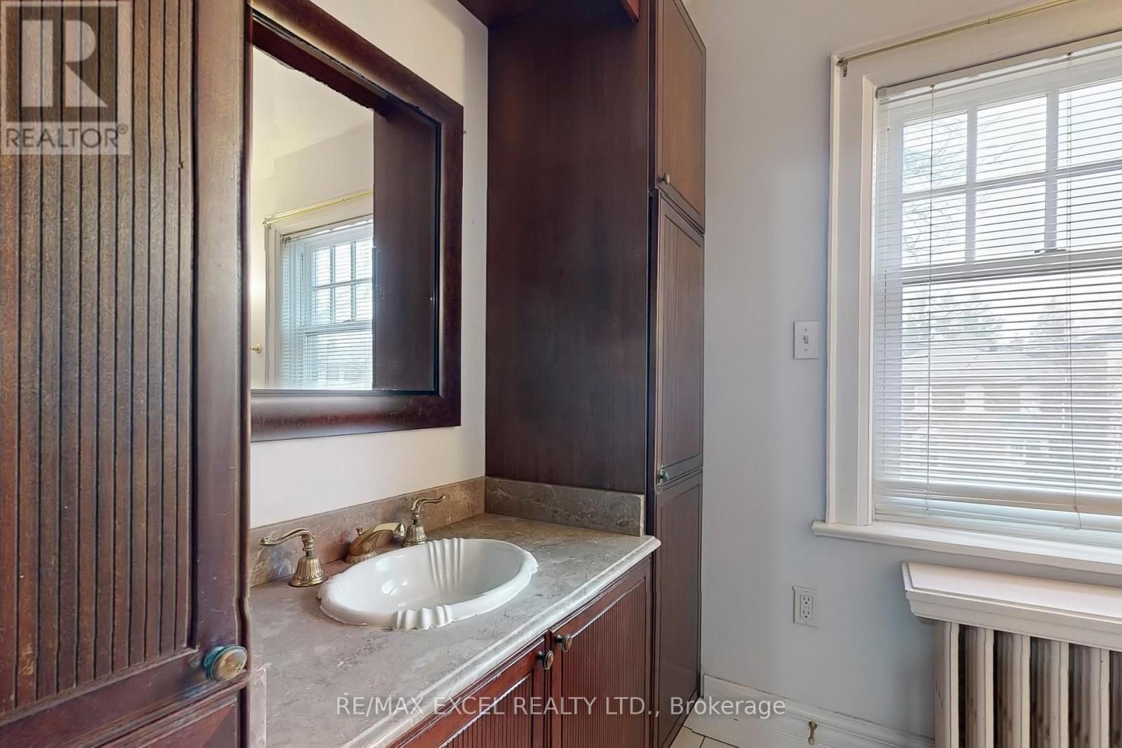 317 Warren Road, Toronto, Ontario  M5P 2M7 - Photo 25 - C13250136