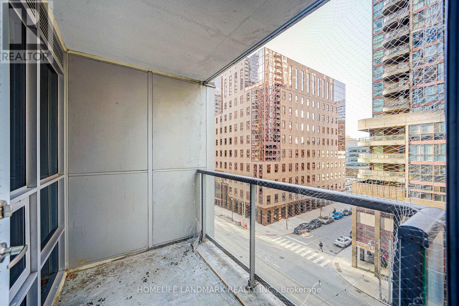 510 - 761 Bay Street, Toronto, Ontario  M5G 2R2 - Photo 18 - C13250404