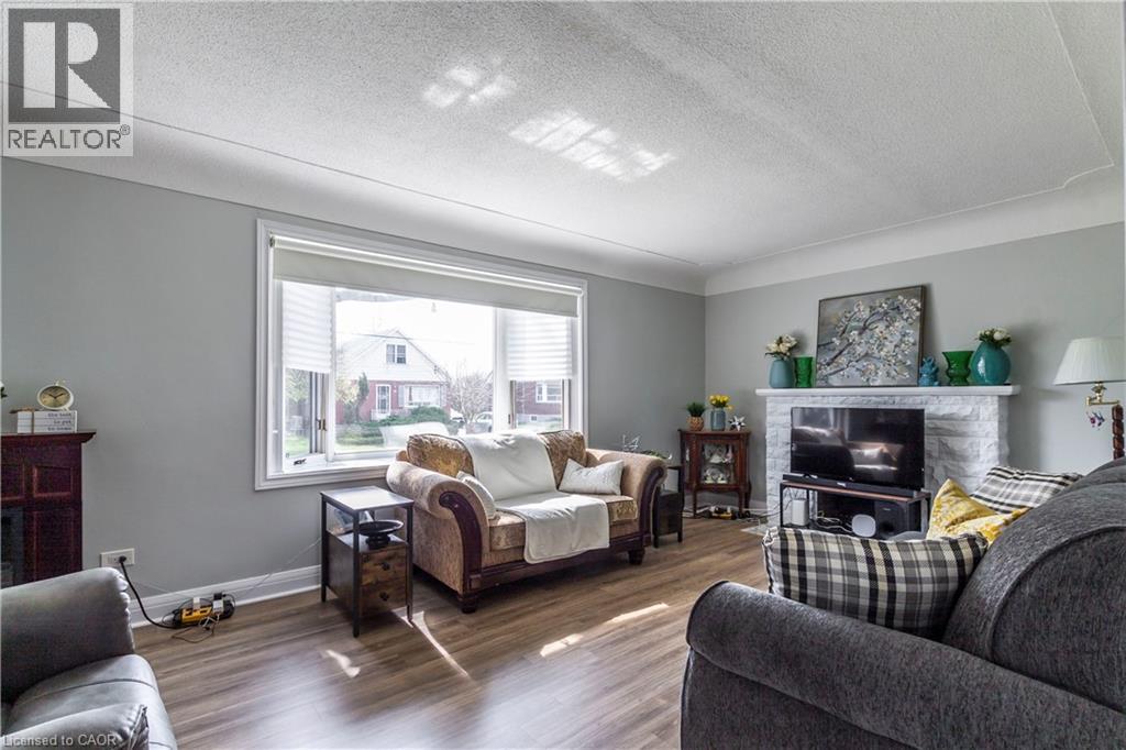 20 West 1st Street, Hamilton, Ontario  L9C 3B8 - Photo 11 - 40836856