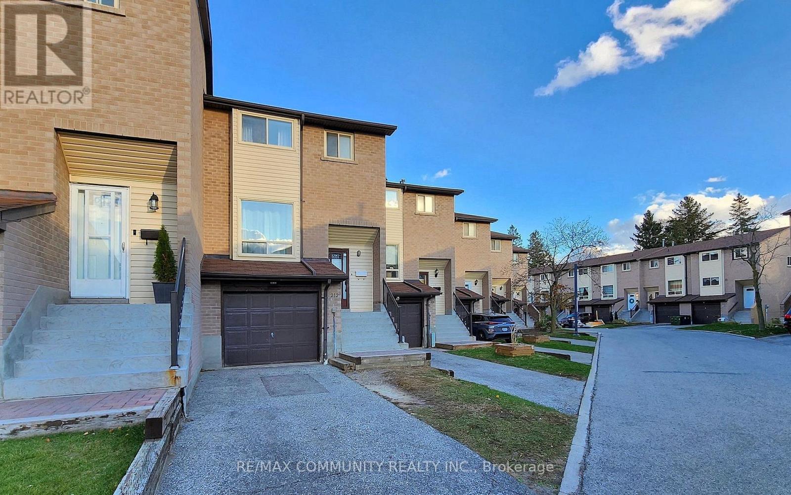 212 - 55 COLLINSGROVE ROAD, Toronto, Ontario