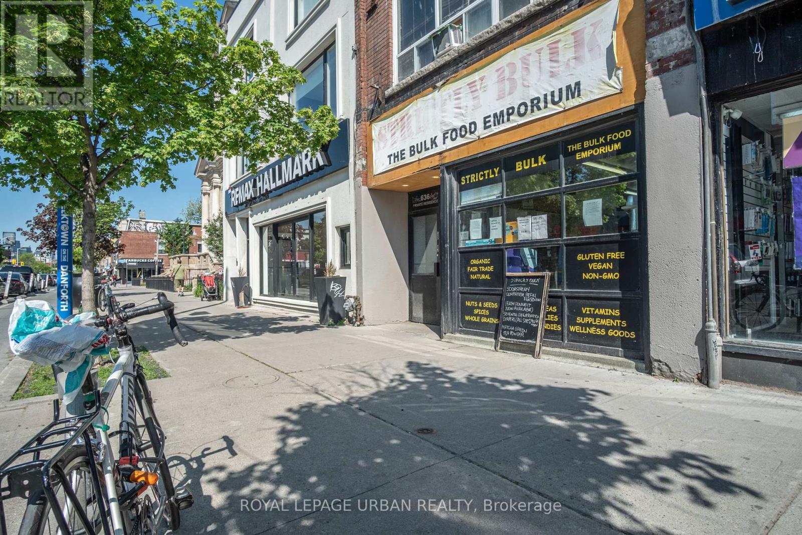 638 DANFORTH AVENUE, Toronto, Ontario