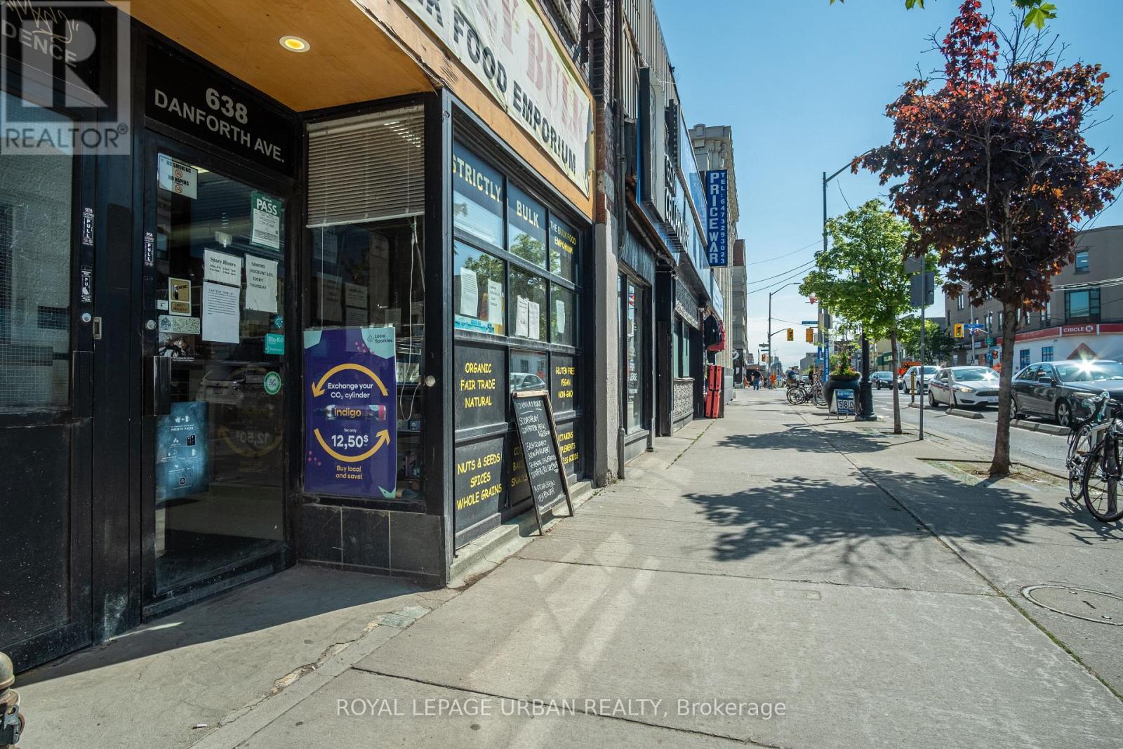 638 Danforth Avenue, Toronto, Ontario  M4K 1R3 - Photo 2 - E13250180