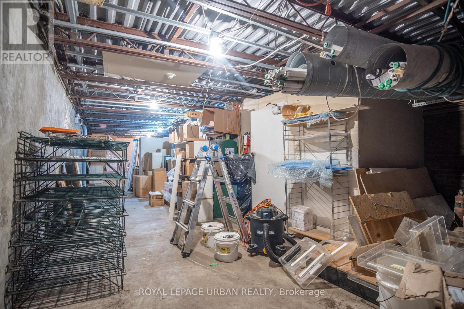 638 Danforth Avenue, Toronto, Ontario  M4K 1R3 - Photo 24 - E13250180