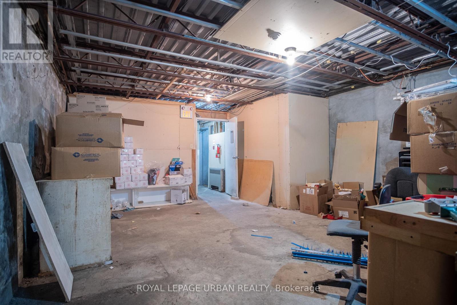 638 Danforth Avenue, Toronto, Ontario  M4K 1R3 - Photo 26 - E13250180