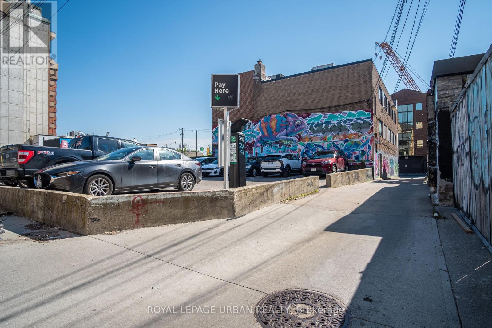 638 Danforth Avenue, Toronto, Ontario  M4K 1R3 - Photo 28 - E13250180