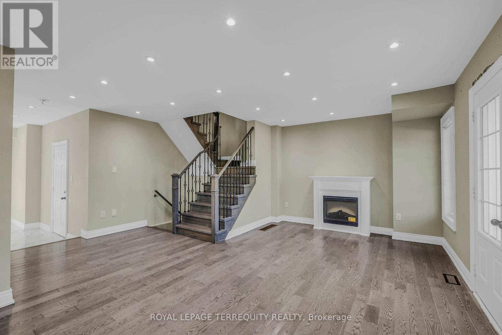 856 Audley Road N, Ajax, Ontario  L1Z 0R7 - Photo 7 - E13250364