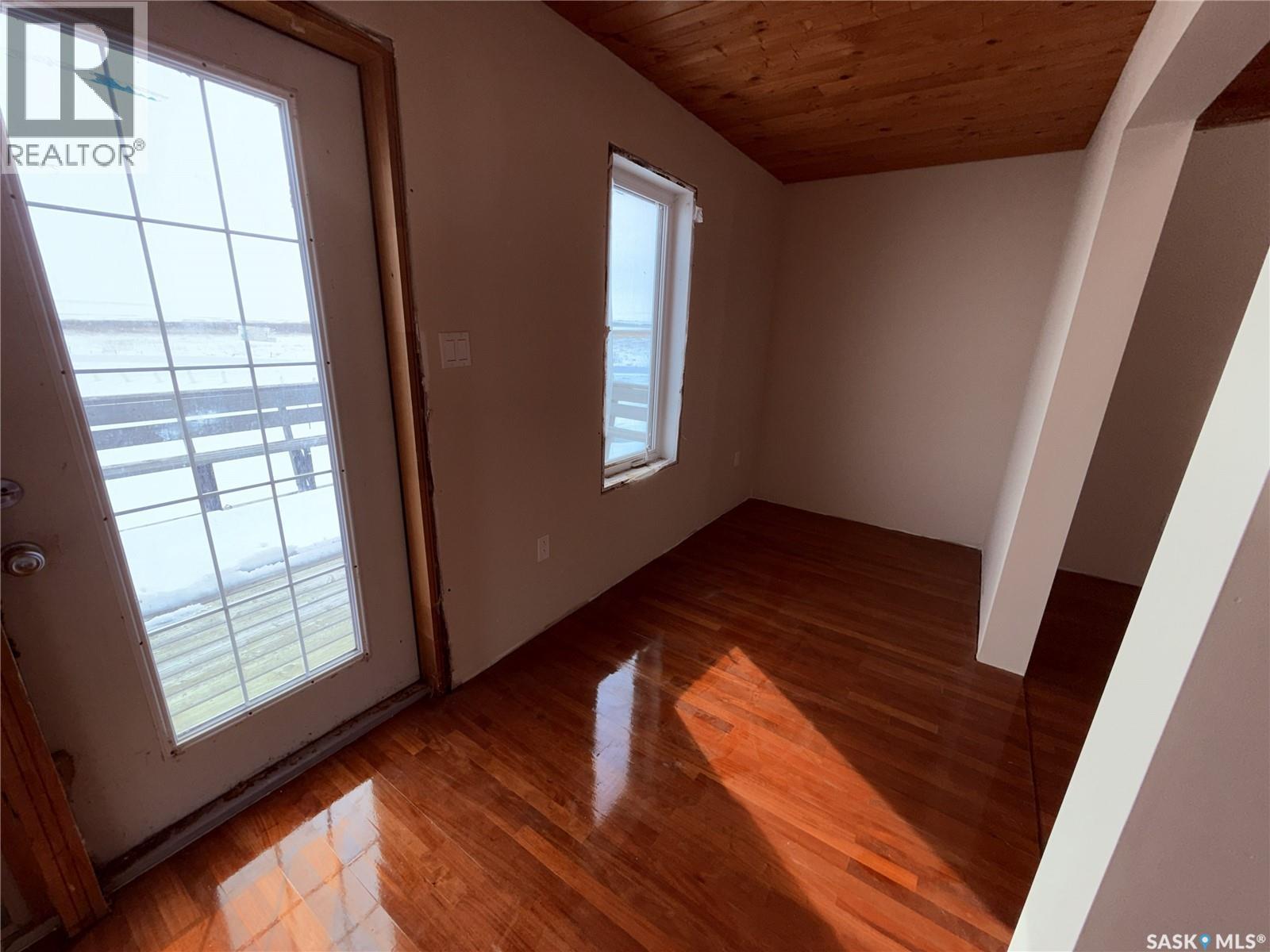 722 Aqualane Avenue, Aquadeo, Saskatchewan  S0M 1E0 - Photo 4 - SK030867